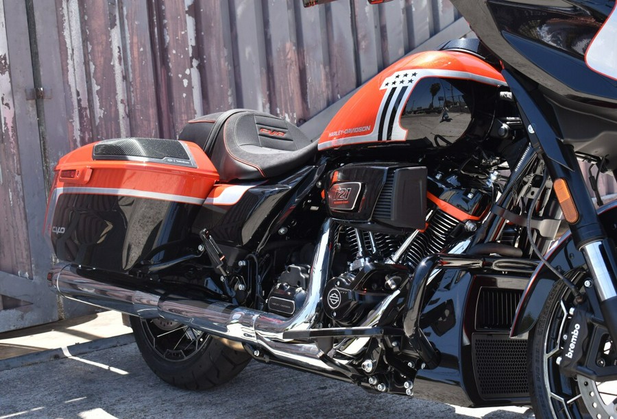 2024 Harley-Davidson® CVO™ Street Glide FLHXSE