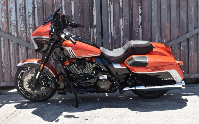 2024 Harley-Davidson® CVO™ Street Glide FLHXSE