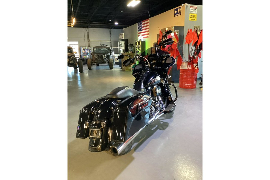 2011 Harley-Davidson® FLTRX