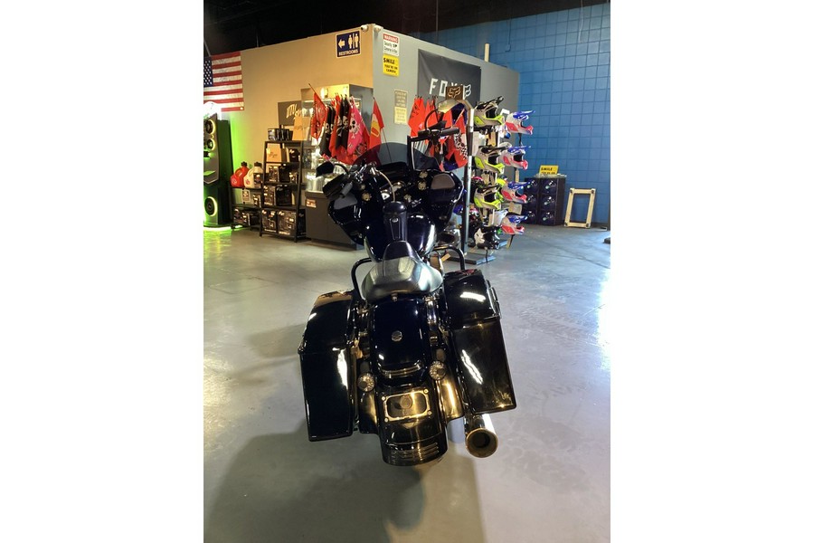 2011 Harley-Davidson® FLTRX