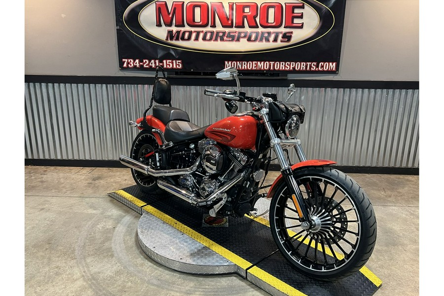 2017 Harley-Davidson® FXSB