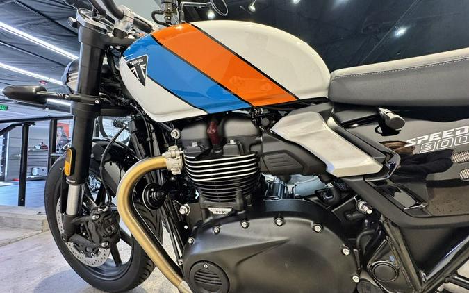 2026 Triumph Speed Twin 900 Pure White/Maui Blue/Tangerine Orange