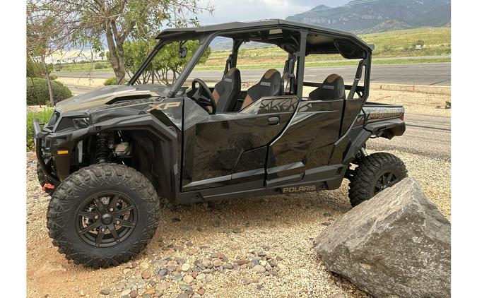 2023 Polaris Industries GENERAL XP 4 1000 ULTIMATE - BLACK CRYSTAL Ultimate