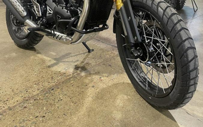2026 Triumph Scrambler 400 XC Storm Grey
