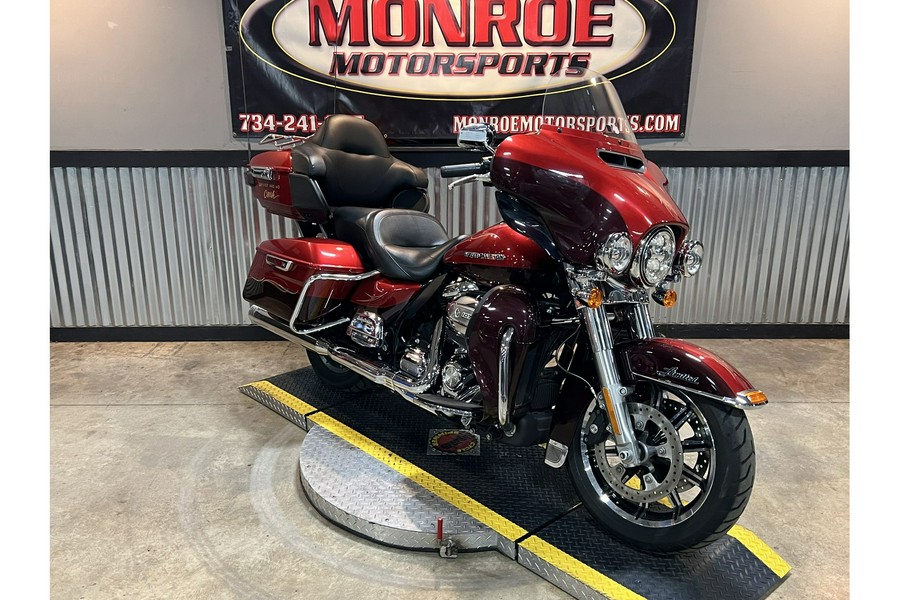 2018 Harley-Davidson® FLHTK