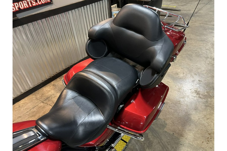 2018 Harley-Davidson® FLHTK