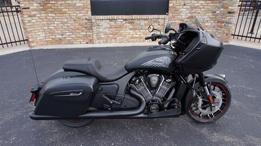 2023 Indian Motorcycle Challenger® Dark Horse®