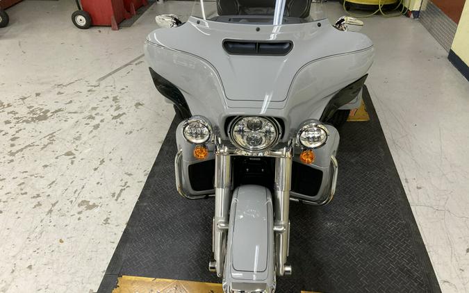 2024 Harley-Davidson Tri Glide Ultra Billiard Gray