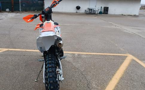 2023 KTM XC 125