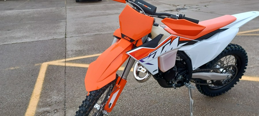 2023 KTM XC 125