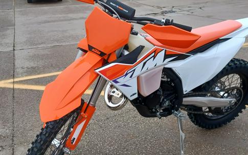 2023 KTM XC 125