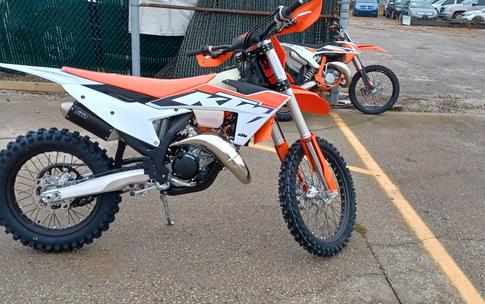 2023 KTM XC 125