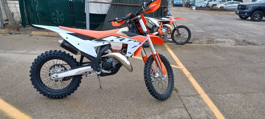 2023 KTM XC 125