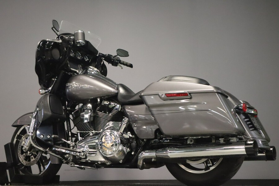 2015 Harley-Davidson Street Glide Special FLHXS