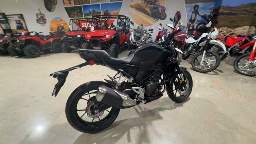 2026 Honda CB300R ABS