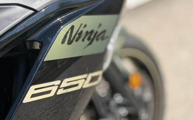 2024 Kawasaki Ninja 650 ABS Metallic Covert Green/Metallic Spark Black