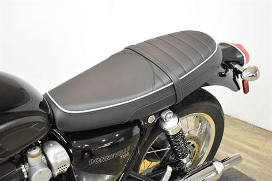 2022 Triumph Bonneville T120 Black