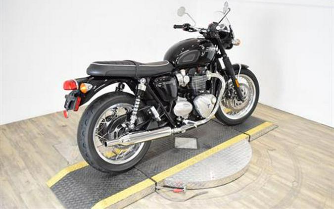 2022 Triumph Bonneville T120 Black