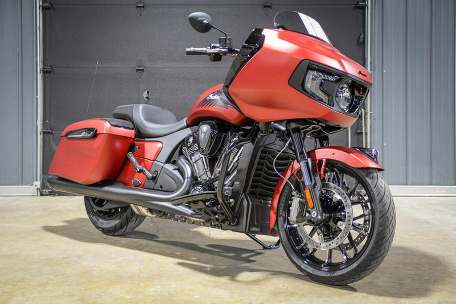 2024 Indian Motorcycle® Challenger® Dark Horse® w/PowerBand Audio Pkg Sunset Red Smoke