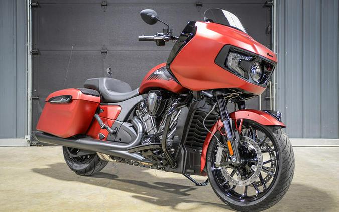 2024 Indian Motorcycle® Challenger® Dark Horse® w/PowerBand Audio Pkg Sunset Red Smoke