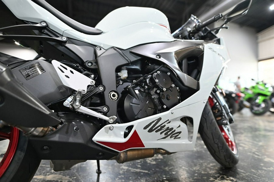 2025 Kawasaki Ninja ZX-6R ABS KRT Edition