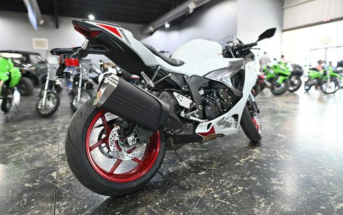 2025 Kawasaki Ninja ZX-6R ABS KRT Edition