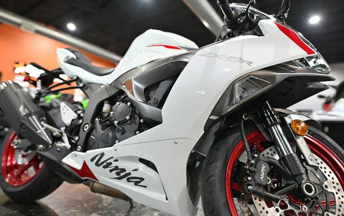 2025 Kawasaki Ninja ZX-6R ABS KRT Edition