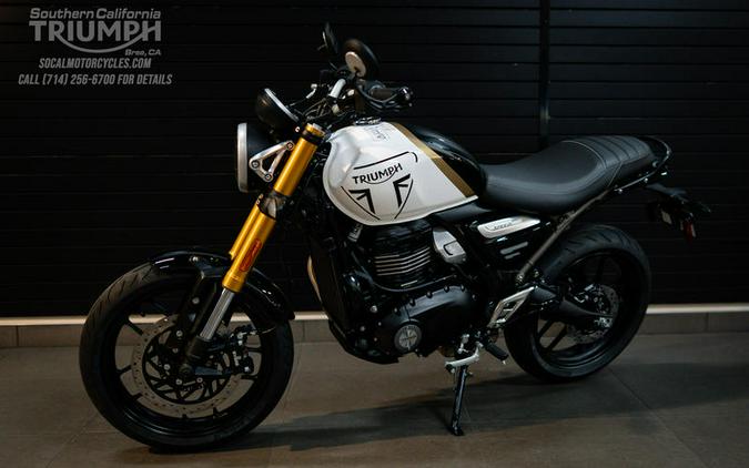 2026 Triumph Speed 400 Pearl Metallic White/Phantom Black