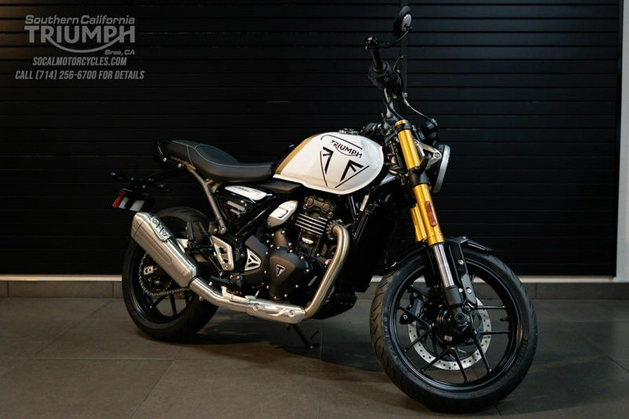 2026 Triumph Speed 400 Pearl Metallic White/Phantom Black