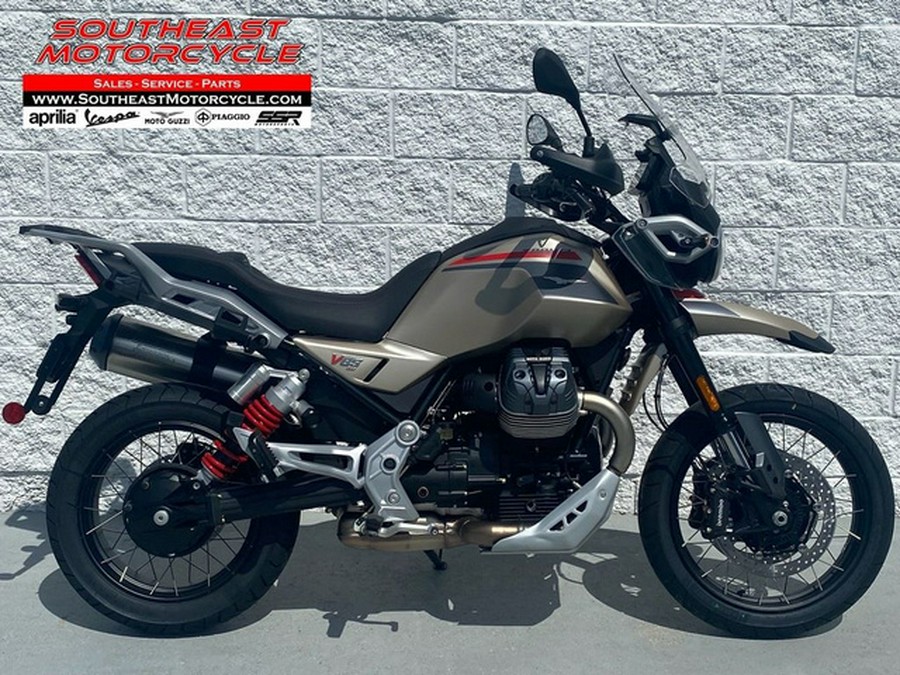 2025 Moto Guzzi V85 TT Travel