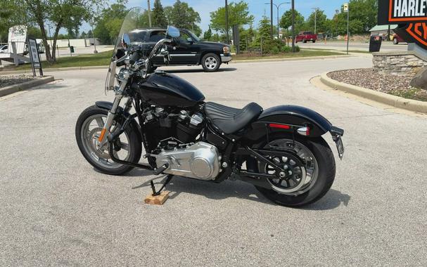 2022 Harley-Davidson® Softail Standard® Vivid Black