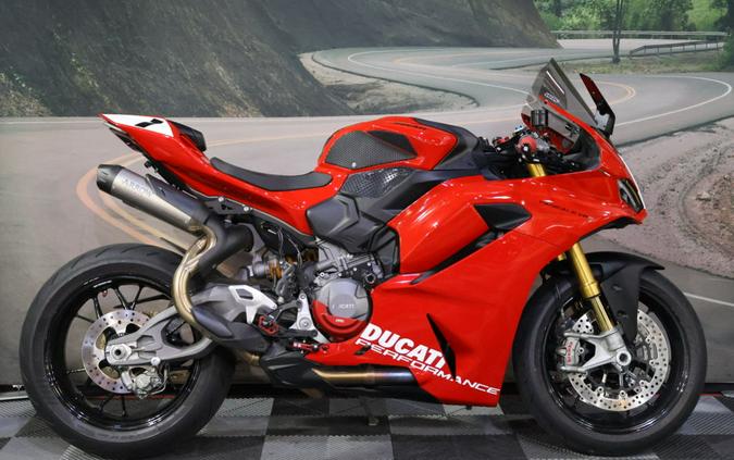 2026 Ducati Panigale V2 S Ducati Red