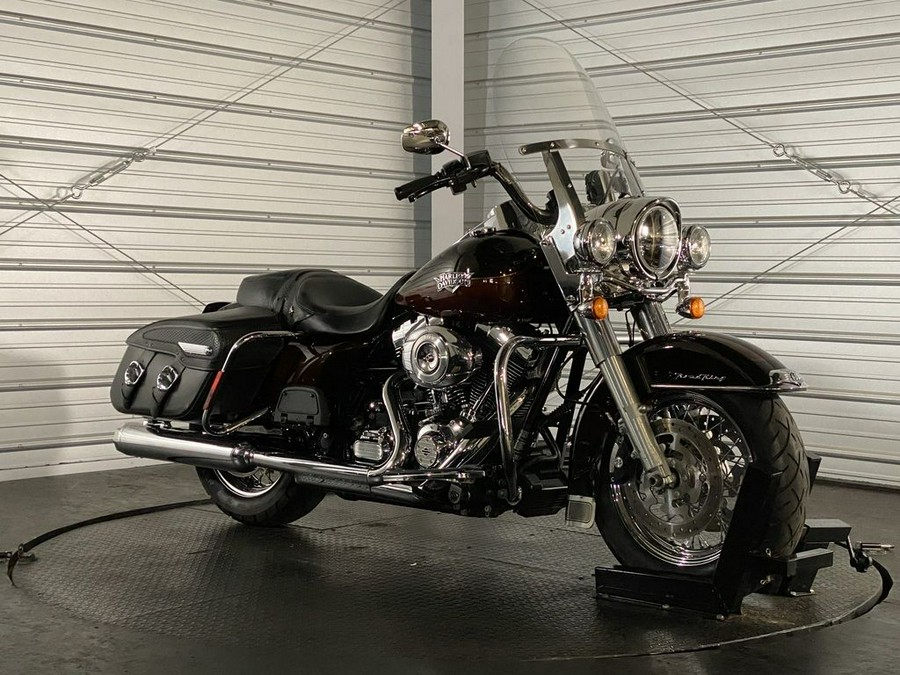 2011 Harley-Davidson® FLHRC - Road King® Classic