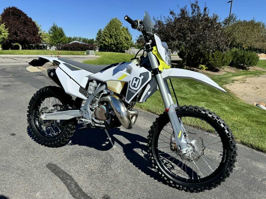 2022 Husqvarna Motorcycles TE 150i