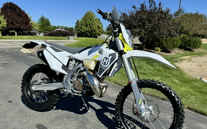 2022 Husqvarna Motorcycles TE 150i