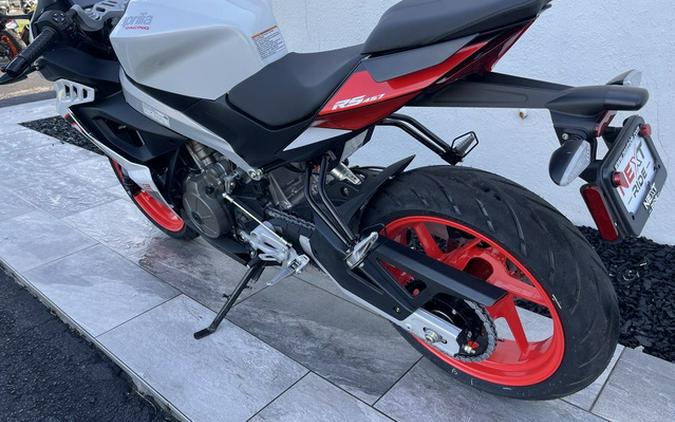 2025 Aprilia RS 457 OPALESCENT LIGHT