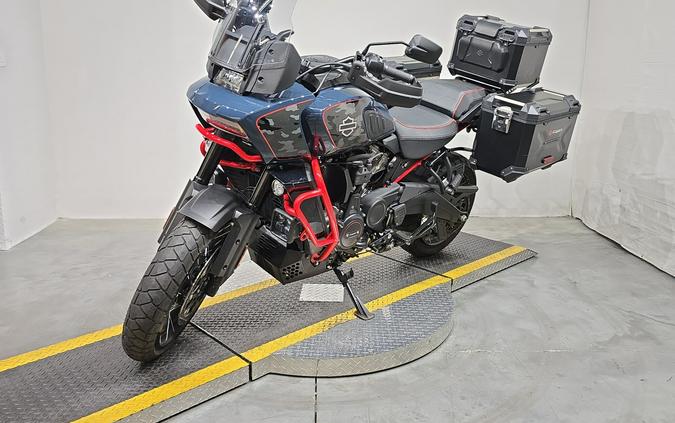RA1250SE 2025 CVO™ Pan America®
