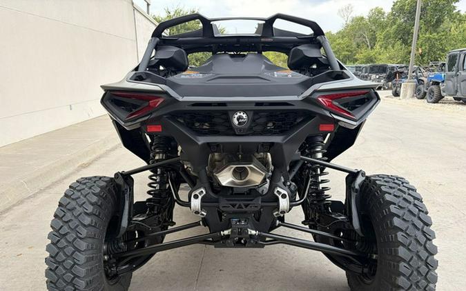 2026 Can-Am Maverick R X Rc With Smart-Shox