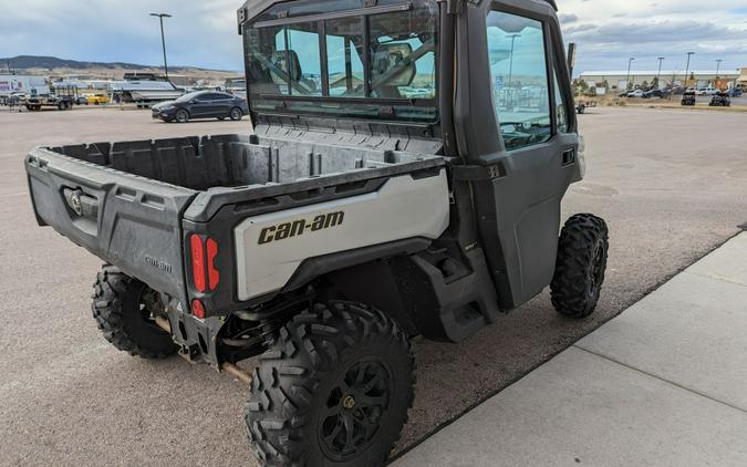 2019 Can-Am Defender XT CAB HD10