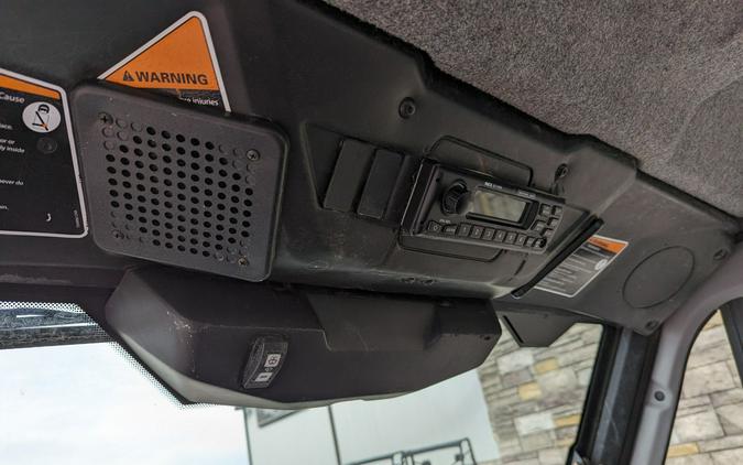 2019 Can-Am Defender XT CAB HD10