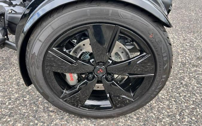 2024 Can-Am® Spyder F3 Limited Dark Wheels