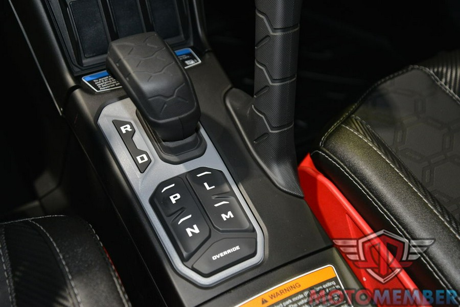 2025 Can-Am Maverick R MAX X rs