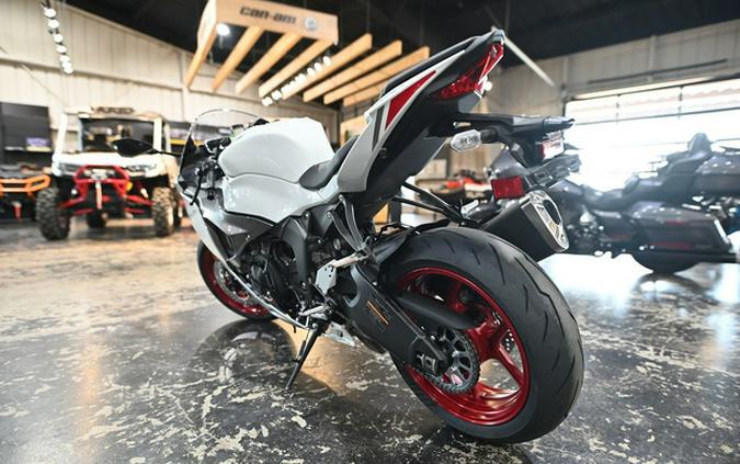 2025 Kawasaki Ninja ZX-6R ABS KRT Edition