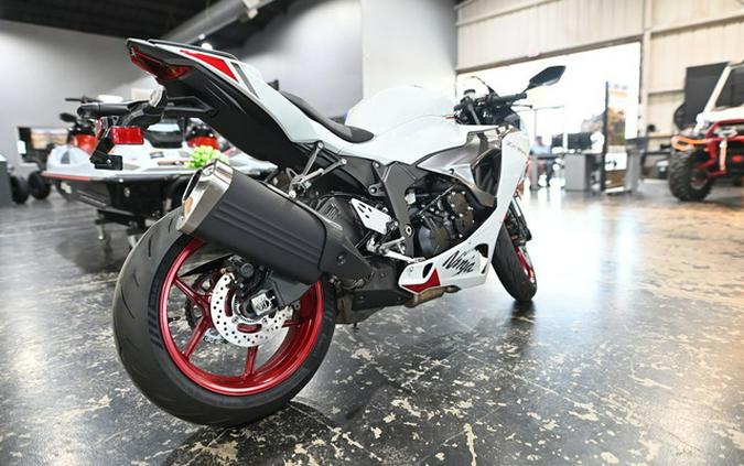 2025 Kawasaki Ninja ZX-6R ABS KRT Edition