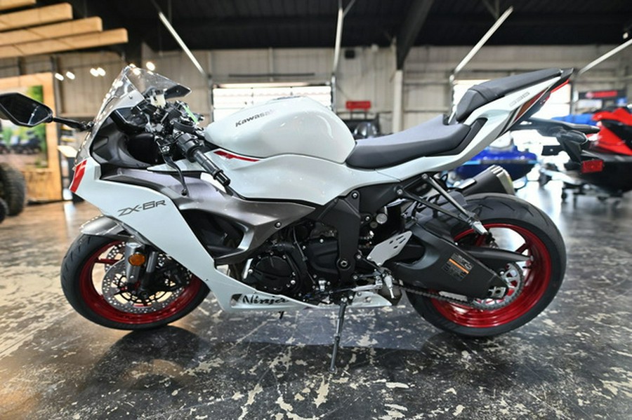 2025 Kawasaki Ninja ZX-6R ABS KRT Edition