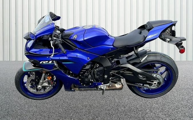 2026 Yamaha YZF-R1