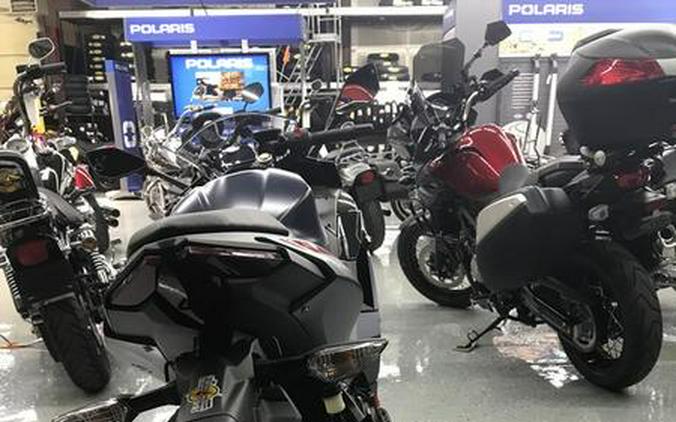 2026 Kawasaki Ninja® 500 ABS Metallic Matte Twilight Blue
