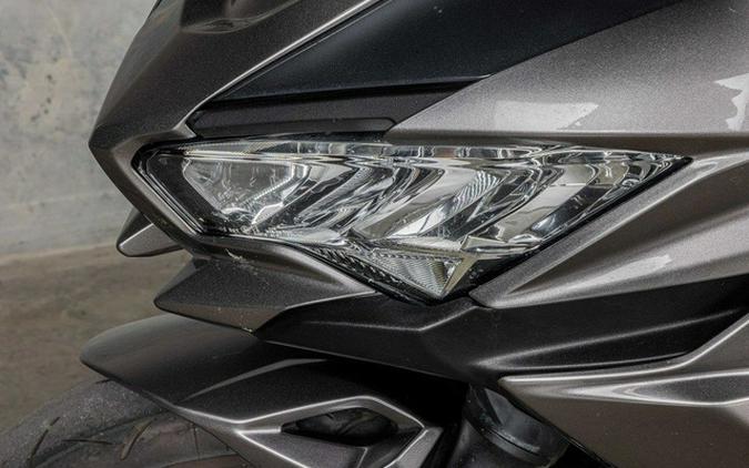 2021 Kawasaki Ninja 650 ABS Metallic Spark Black/Metallic Imperial Red