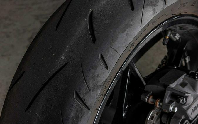 2021 Kawasaki Ninja 650 ABS Metallic Spark Black/Metallic Imperial Red