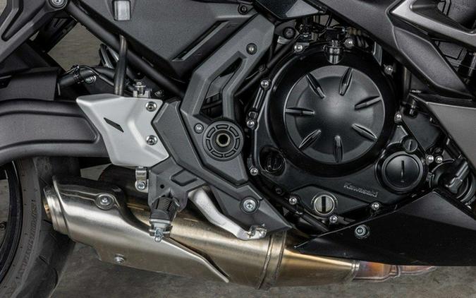 2021 Kawasaki Ninja 650 ABS Metallic Spark Black/Metallic Imperial Red